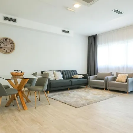 Apartment Kolovare *